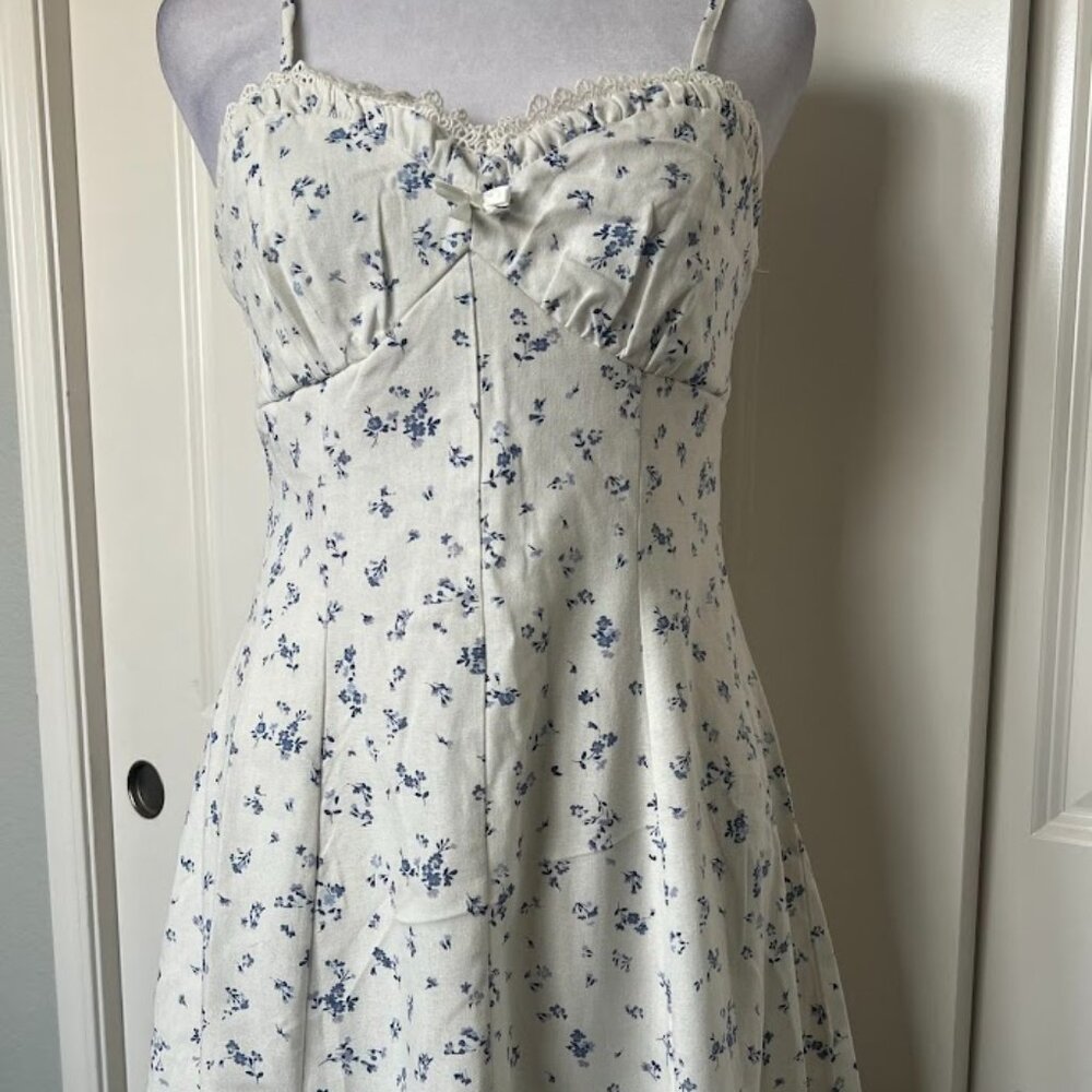 NWT Trixxi Floral Sweetheart Neck Spaghetti Strap Lined Dress Size Small NEW